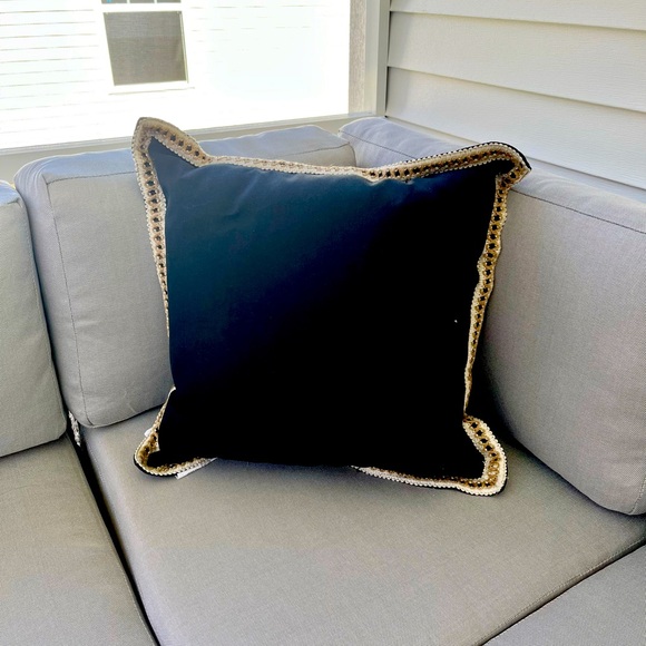 New Set of 3 Indoor/Outdoor Pillows 20x20” with Macrame Borders - Picture 2 of 5